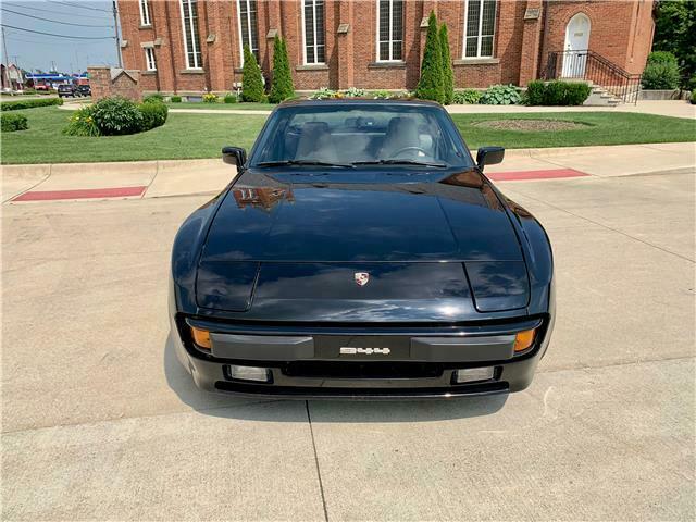 1988 Porsche 944 TWO DOOR - photo 12