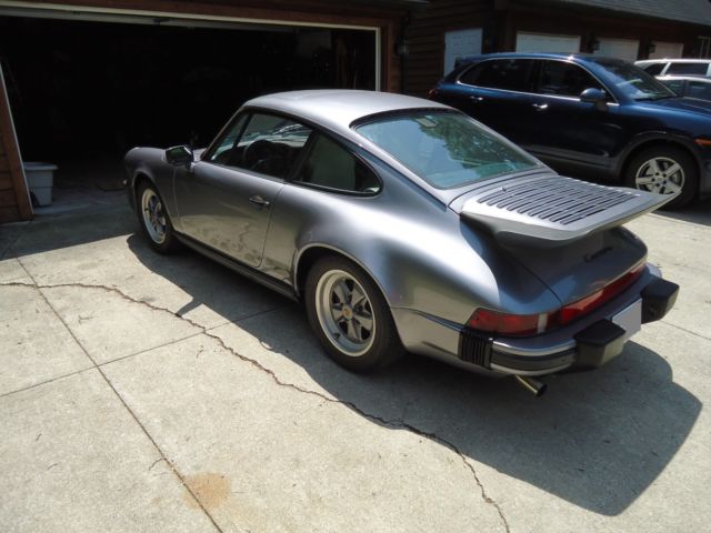 1988 Porsche 911 Diamond Jubilee Sunroof Coupe - photo 3