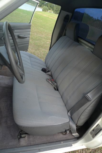 1988 Toyota Tacoma pick-up - photo 9