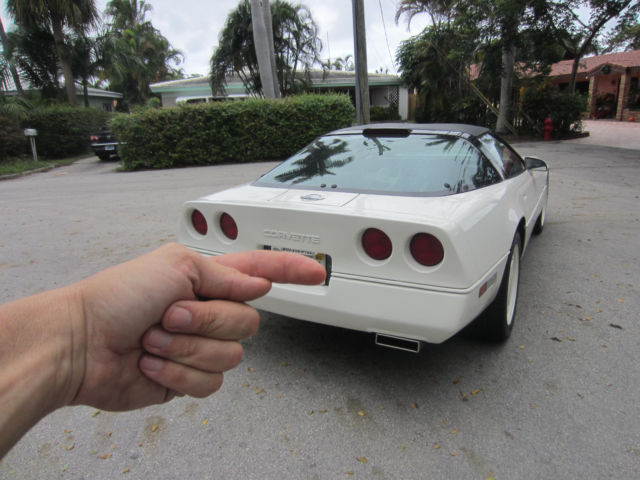 1988 Chevrolet Corvette - photo 3