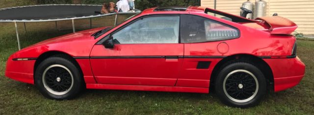 1988 Pontiac Fiero GT