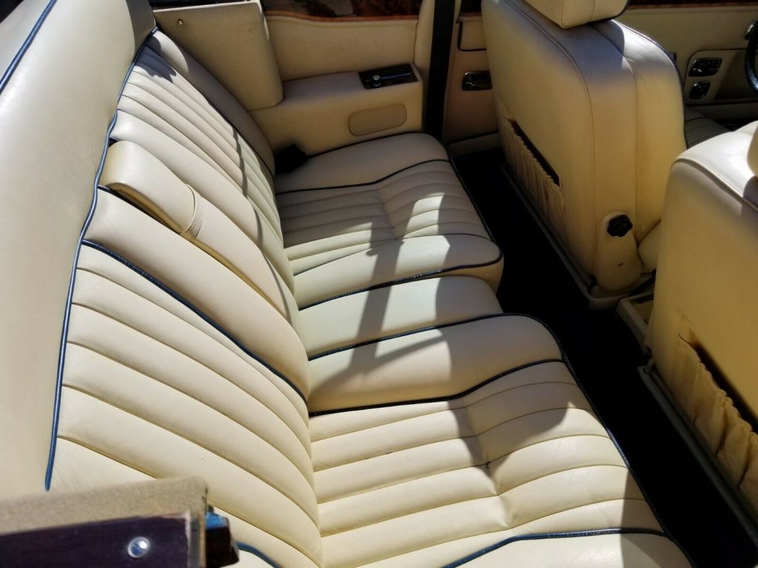 1988 Rolls-Royce Corniche - photo 12