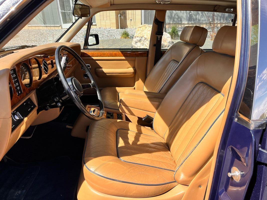 1988 Rolls-Royce Silver Spirit/Spur/Dawn Base Very Clean Rolls Royce for under - photo 8