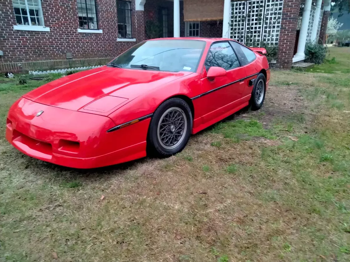 1988 Pontiac Fiero