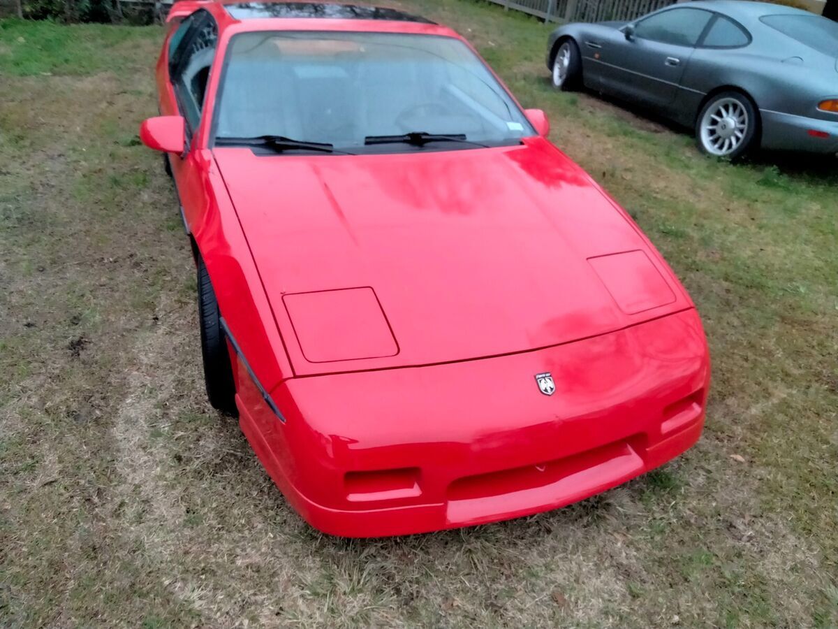 1988 Pontiac Fiero - photo 11