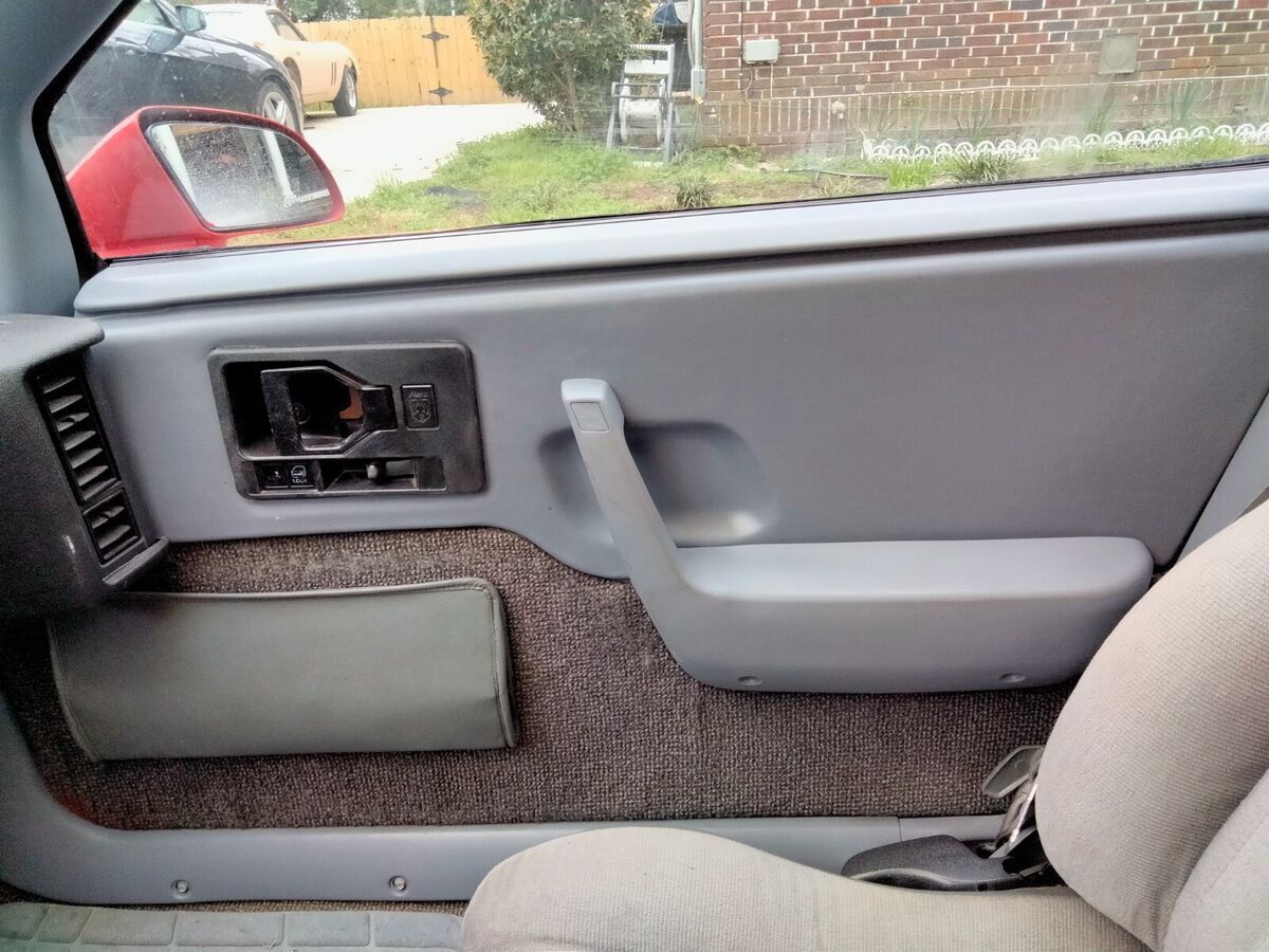 1988 Pontiac Fiero - photo 6