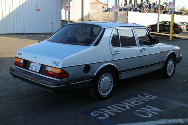 1988 Saab 900 S - photo 5