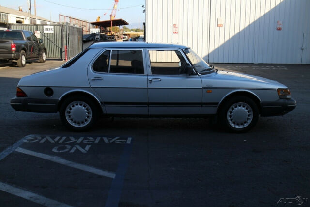 1988 Saab 900 S - photo 6