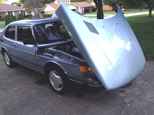 1988 Saab 900 Base Hatchback 2-Door - photo 10