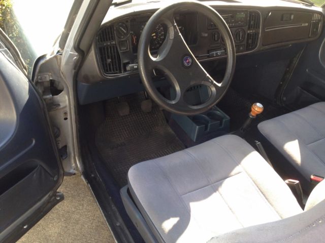 1988 Saab 900 Base Hatchback 2-Door - photo 12