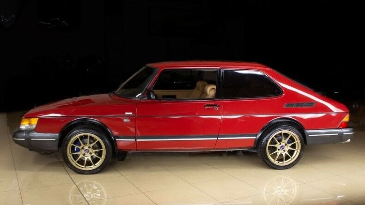 1988 Saab 900 - photo 2