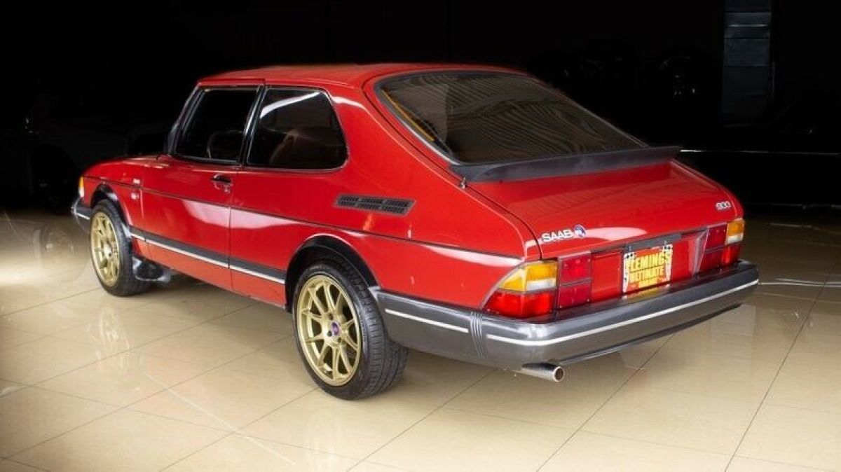 1988 Saab 900 - photo 3
