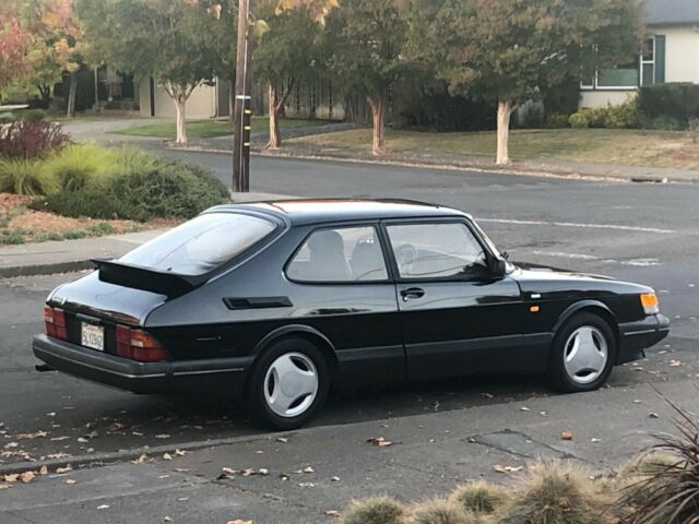1988 Saab 900 SPG Black with gray interior, 5-speed manual. Just passed CA Smog. 1988 Saab 900 SPG