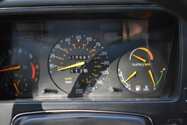 1988 Saab 900 CLEAN CARFAX ONE OWNER ORIGINAL 19K MILES GARAGE KEPT - photo 6