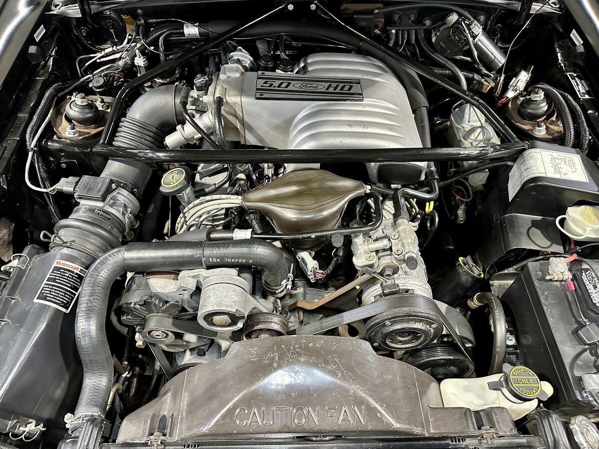 1988 Ford Mustang LX - photo 10