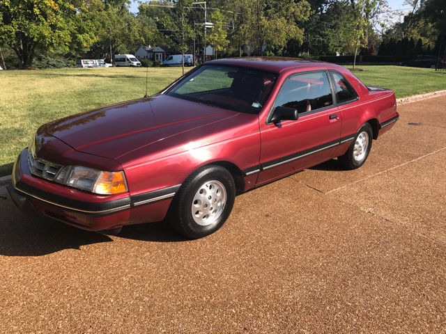 1988 Ford Thunderbird Sport Sedan 2-Door