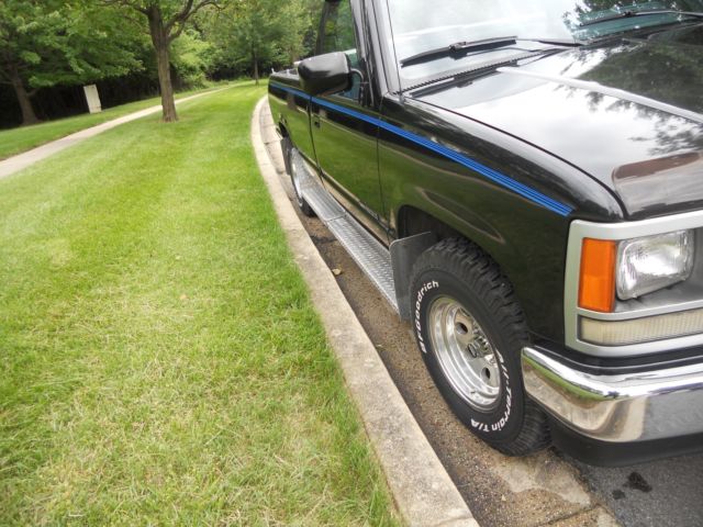 1988 GMC Sierra 1500 Pickup Truck - photo 3
