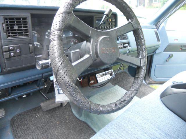 1988 GMC Sierra 1500 Pickup Truck - photo 8