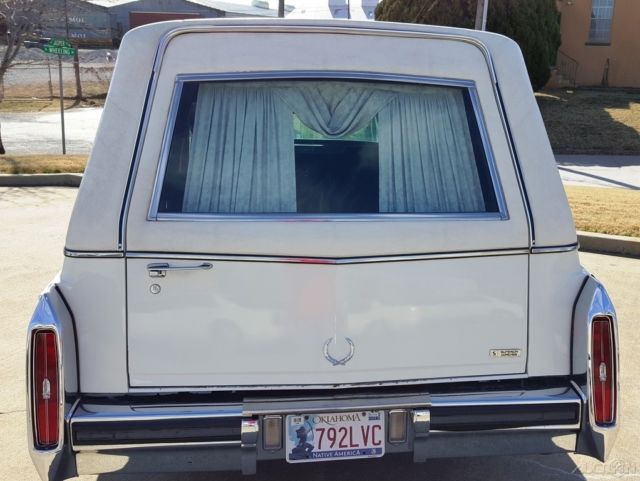 1988 Cadillac Brougham - photo 4