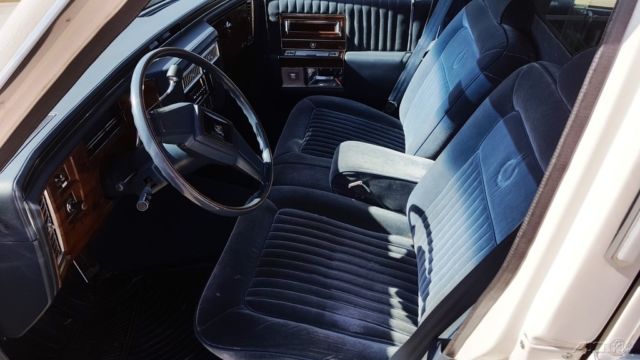 1988 Cadillac Brougham - photo 9
