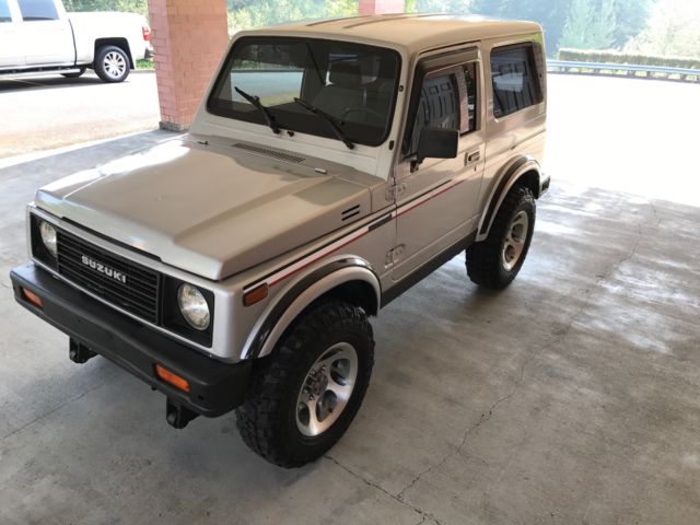 1988 Suzuki Samurai Suzuki samurai Hard Top 5-Spd 4x4 1.3L - photo 7