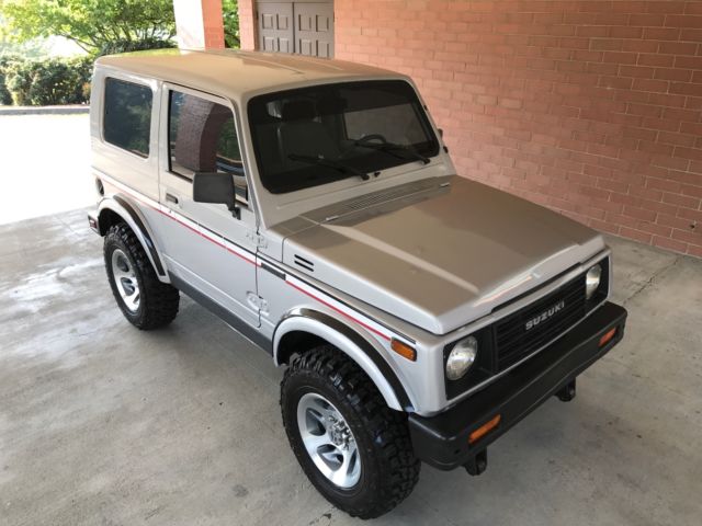 1988 Suzuki Samurai Suzuki samurai Hard Top 5-Spd 4x4 1.3L - photo 8