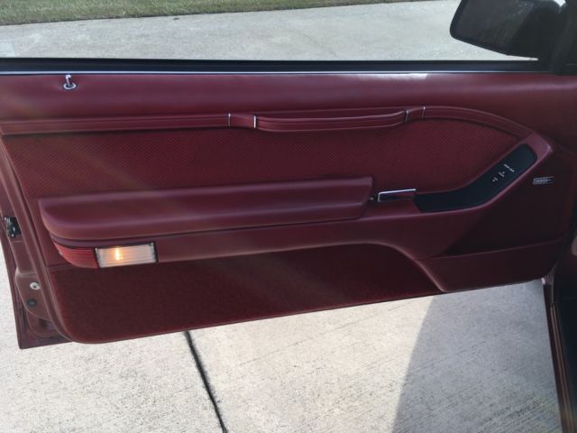 1988 Ford Thunderbird SC Coupe - photo 9