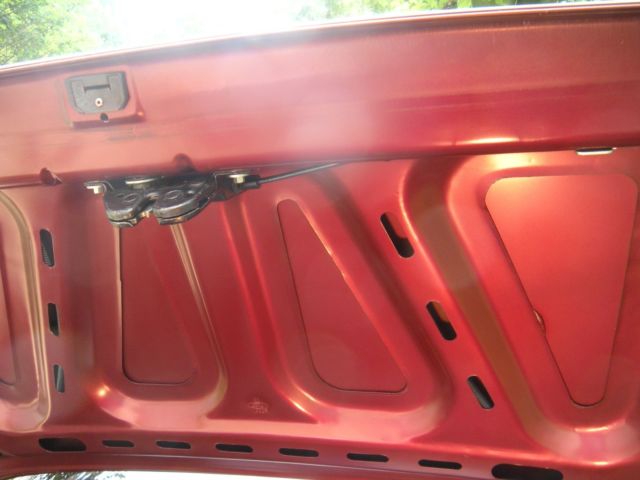 1988 Ford Thunderbird RED - photo 12