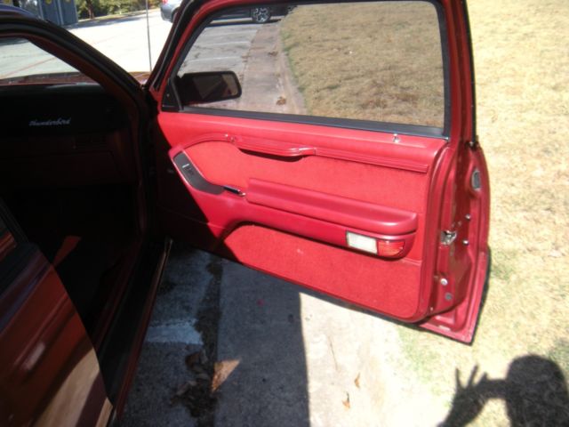 1988 Ford Thunderbird RED - photo 7
