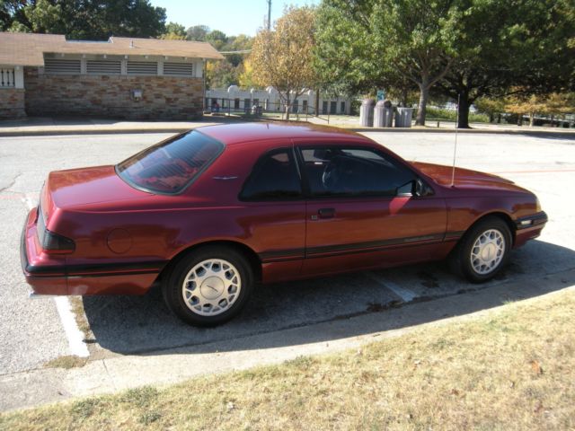 1988 Ford Thunderbird RED - photo 8
