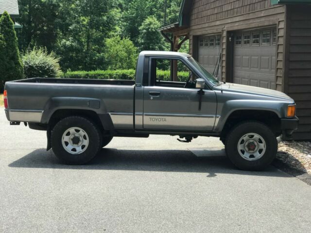 1988 Toyota Pickup - photo 3