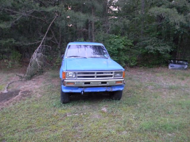 1988 Toyota 4Runner 4cyl auto only 112 K, No a/c lockout hubs solid truck 1988 Toyota 4Runner
