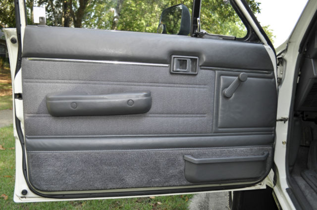 1988 Toyota 4Runner SR5 Sport Utility 2-Door - photo 11