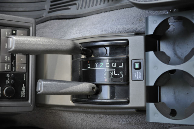 1988 Toyota 4Runner SR5 Sport Utility 2-Door - photo 13