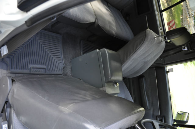 1988 Toyota 4Runner SR5 Sport Utility 2-Door - photo 8
