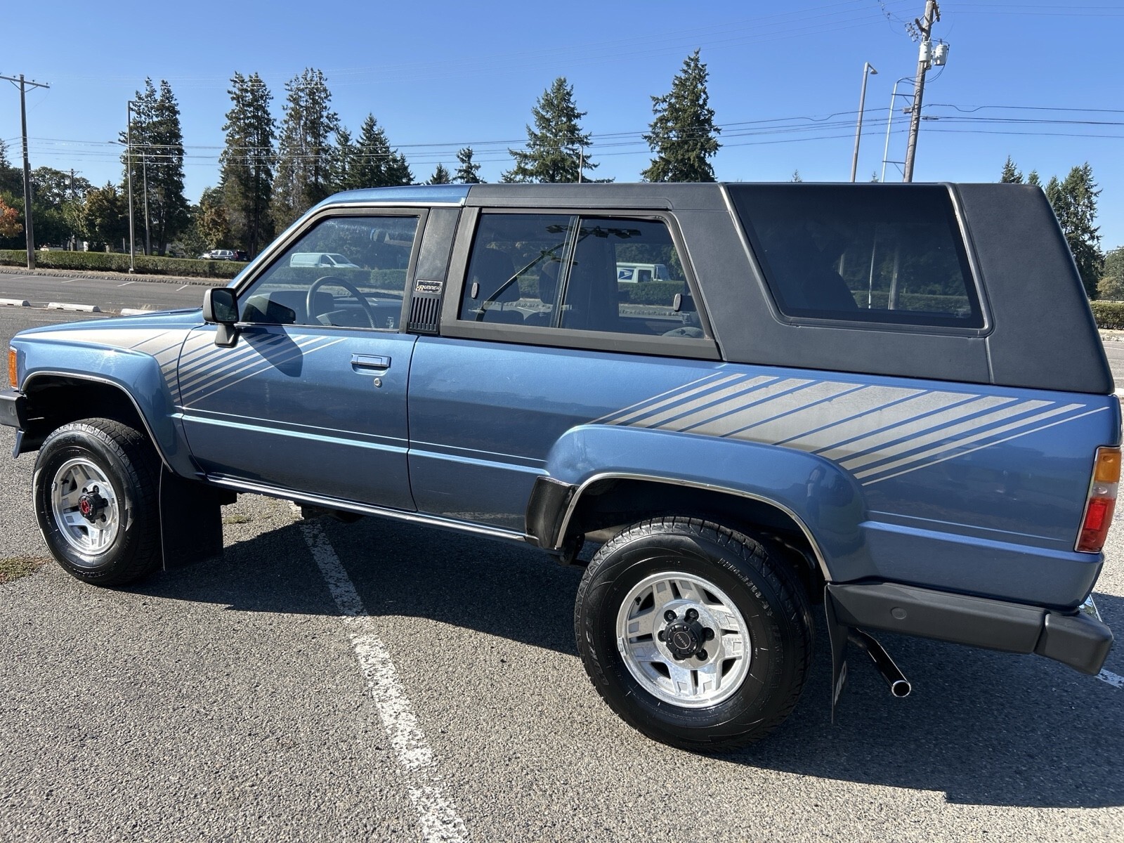1988 Toyota 4Runner VN66 SR5 V6 automatic low miles 151k cold ac - photo 3