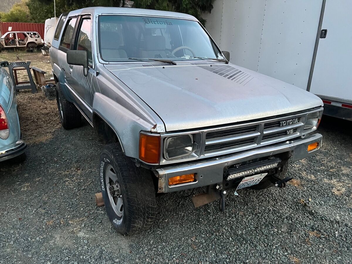 1988 Toyota 4Runner SUV Grey 4WD Manual VN66 SR5 1988 Toyota 4Runner VN66 SR5