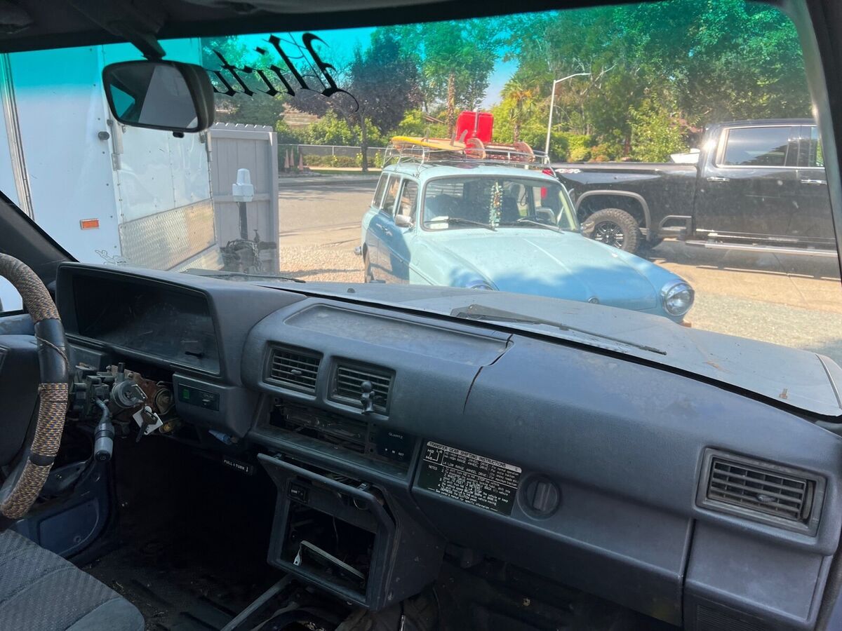 1988 Toyota 4Runner VN66 SR5 - photo 11