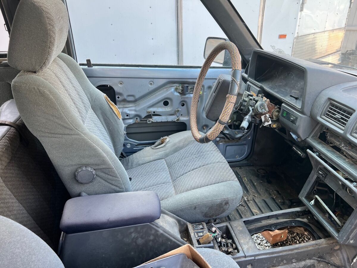1988 Toyota 4Runner VN66 SR5 - photo 9