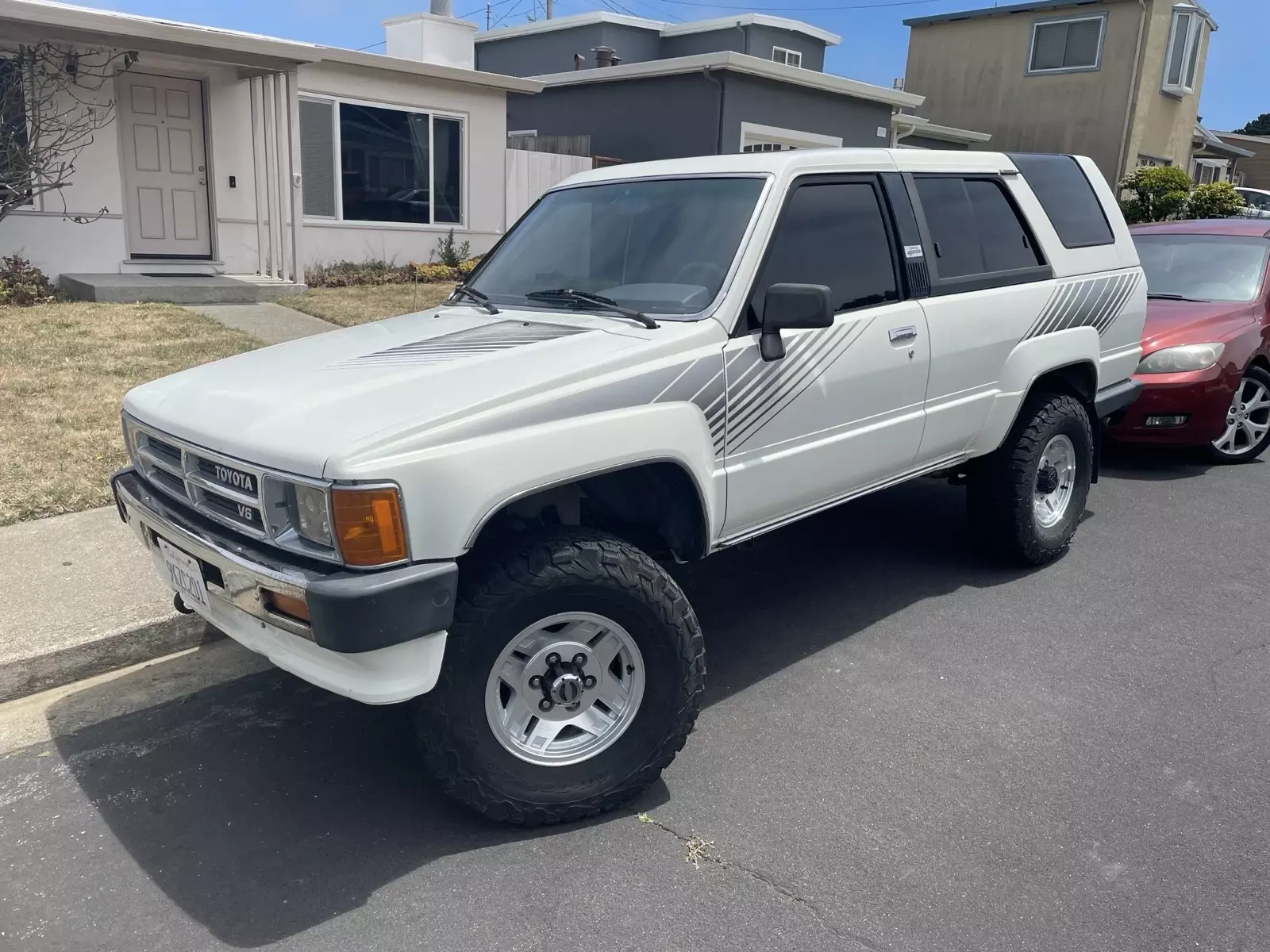 1988 Toyota 4Runner SUV White VN66 SR5 1988 Toyota 4Runner VN66 SR5