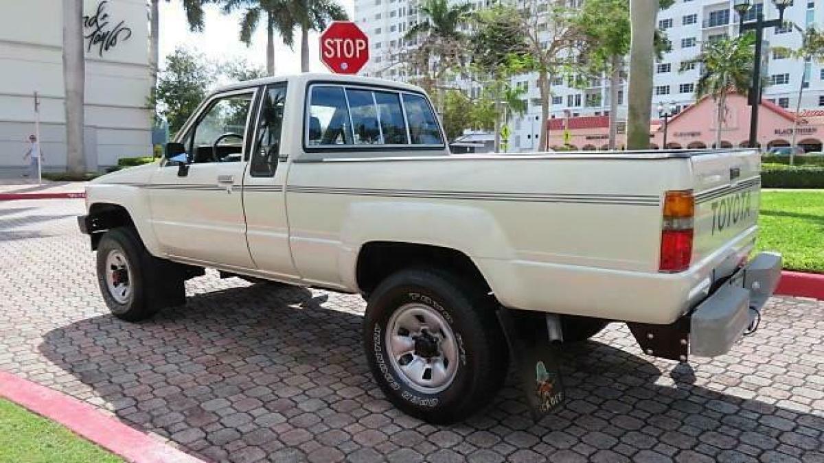 1988 Toyota 4WD Pickups Deluxe - photo 13