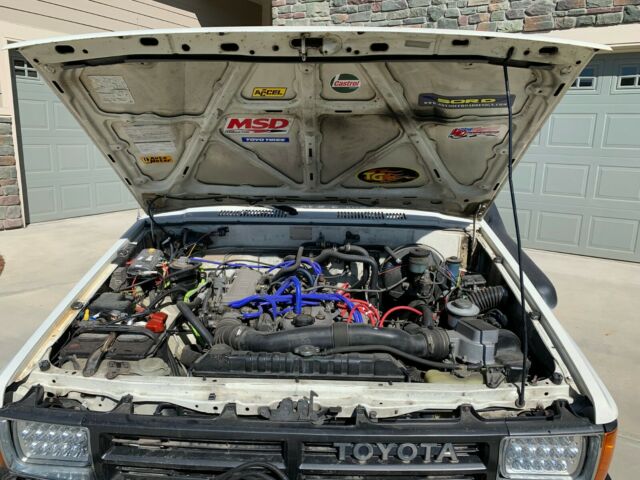 1988 Toyota Hilux SR5 - photo 4