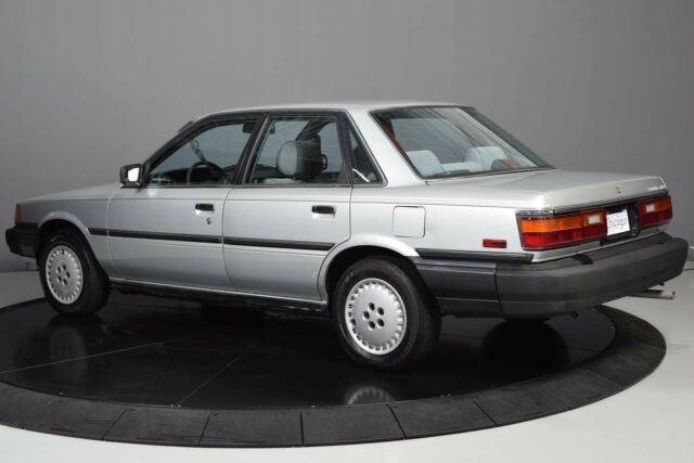 1988 Toyota Camry Deluxe - photo 8