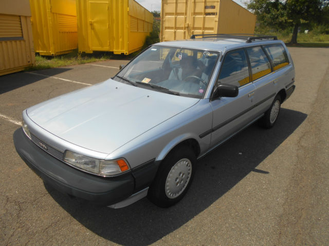 1988 Toyota Camry DLX - photo 2
