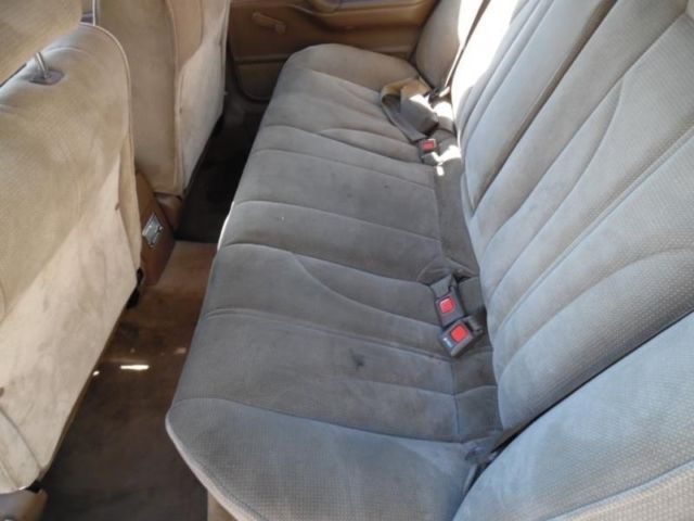 1988 Toyota Camry LE - photo 9