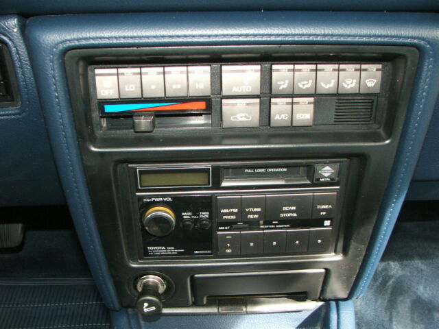 1988 Toyota Camry LE - photo 10