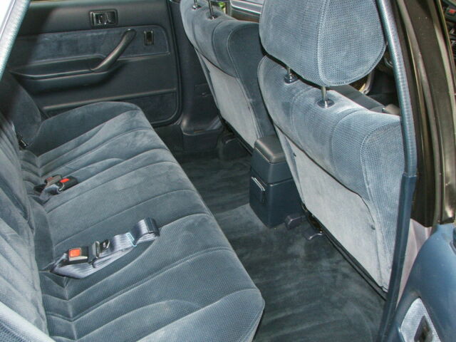 1988 Toyota Camry LE - photo 7