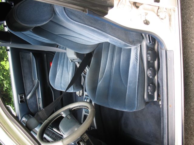 1988 Toyota Camry LE - photo 9