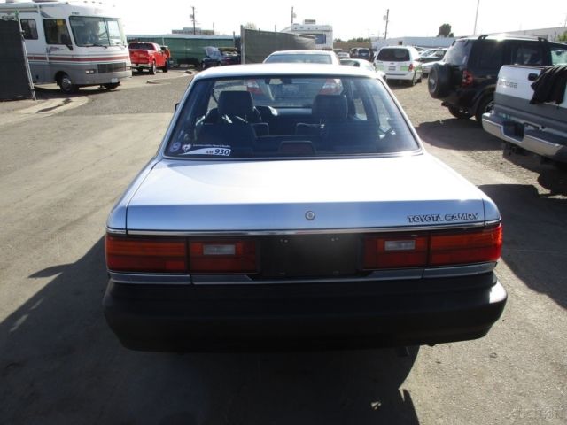 1988 Toyota Camry Base Sedan 4-Door - photo 4