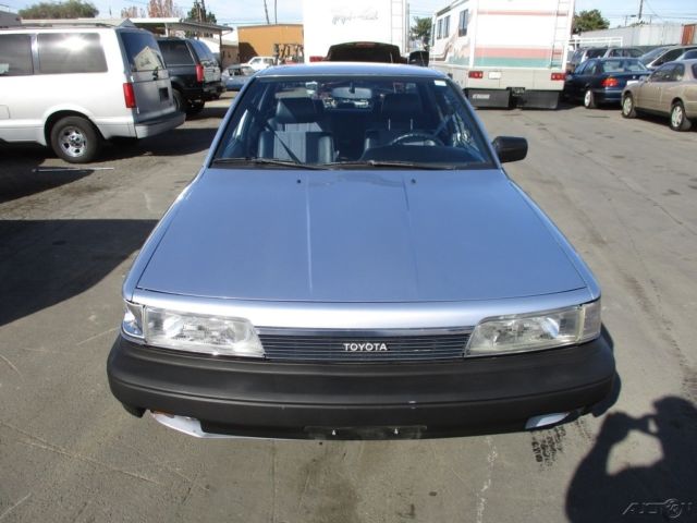 1988 Toyota Camry Base Sedan 4-Door - photo 8
